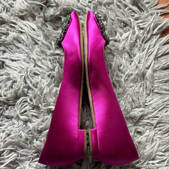 Manolo Blahnik HANGISIFLAT Dark Fuchsia Satin Jewel Buckle Flat Pumps - Picture 3 of 6